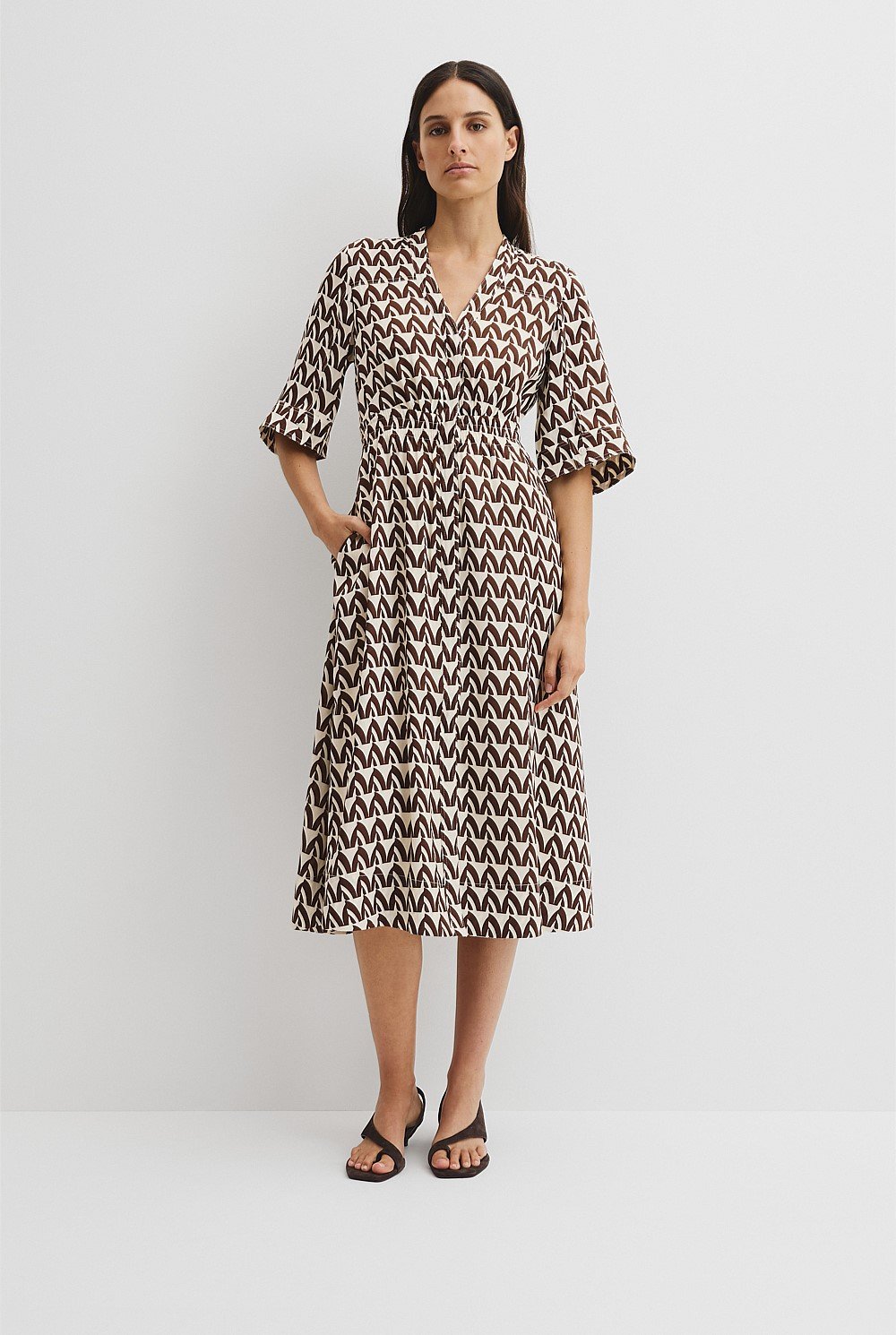 PRINT ELASTIC DETAIL DRESS - Antique White Bat