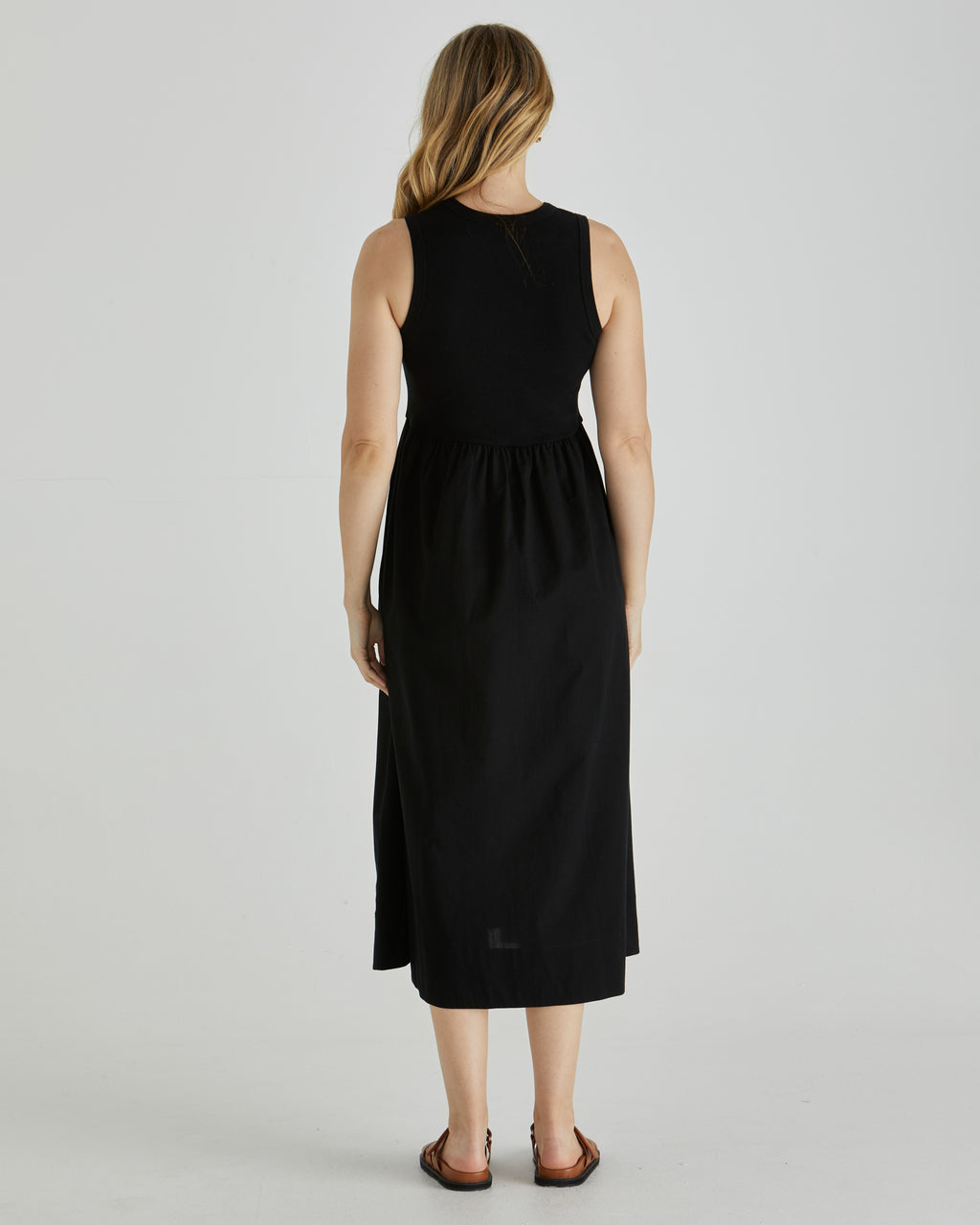 PAX MIDI DRESS - Black