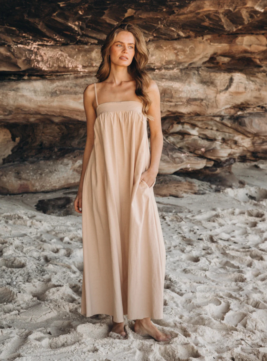 AMIRA PLAIN MAXI - Beige