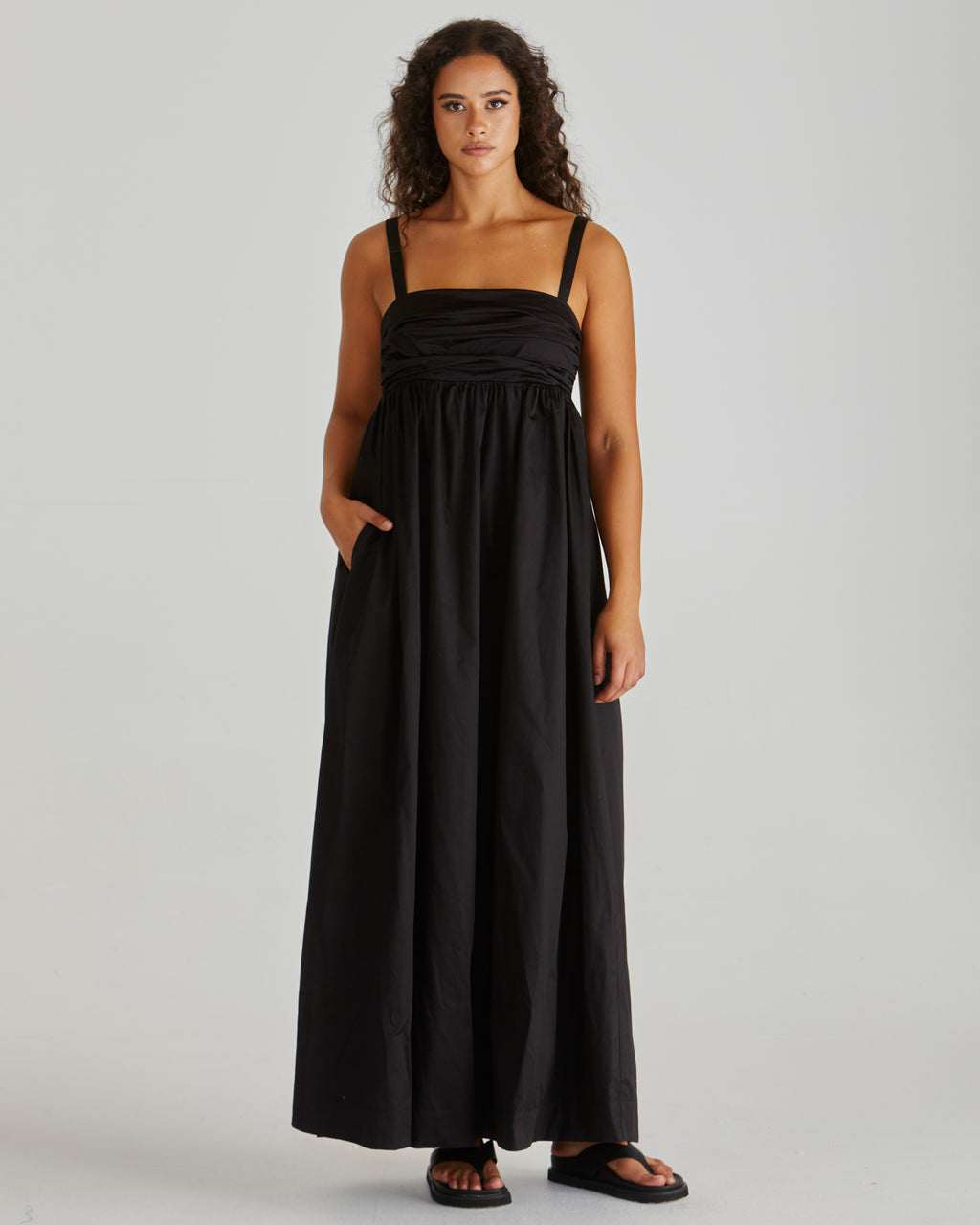 DELANEY MAXI DRESS - Black