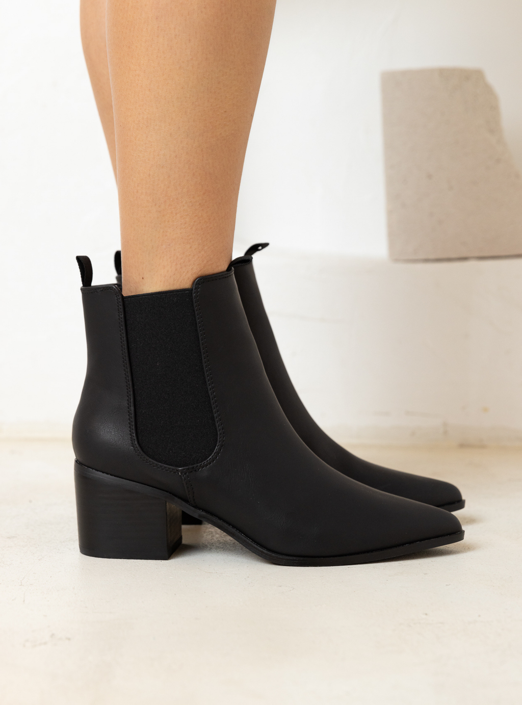 FILO ANKLE BOOT- Black