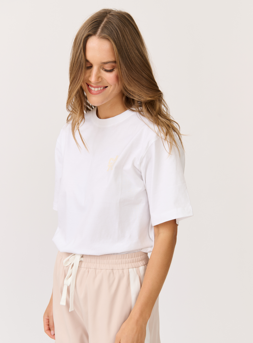 SOPHIE TEE - White/Sand