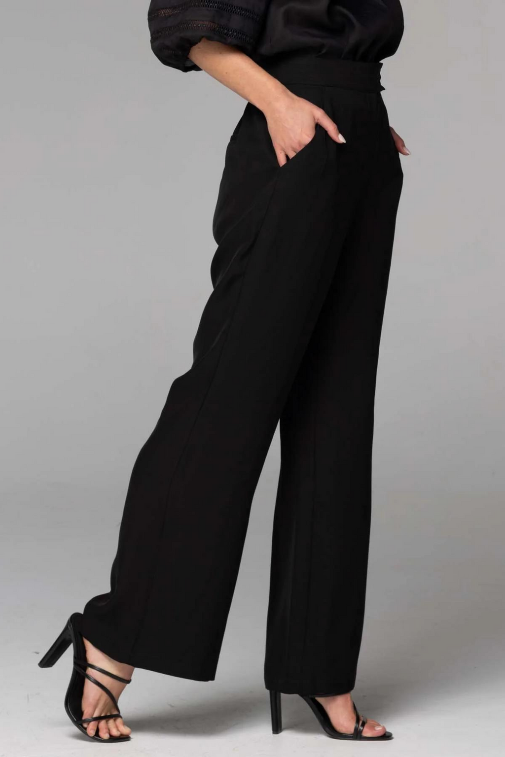 HEART AND SOUL FLARE PANT - Black