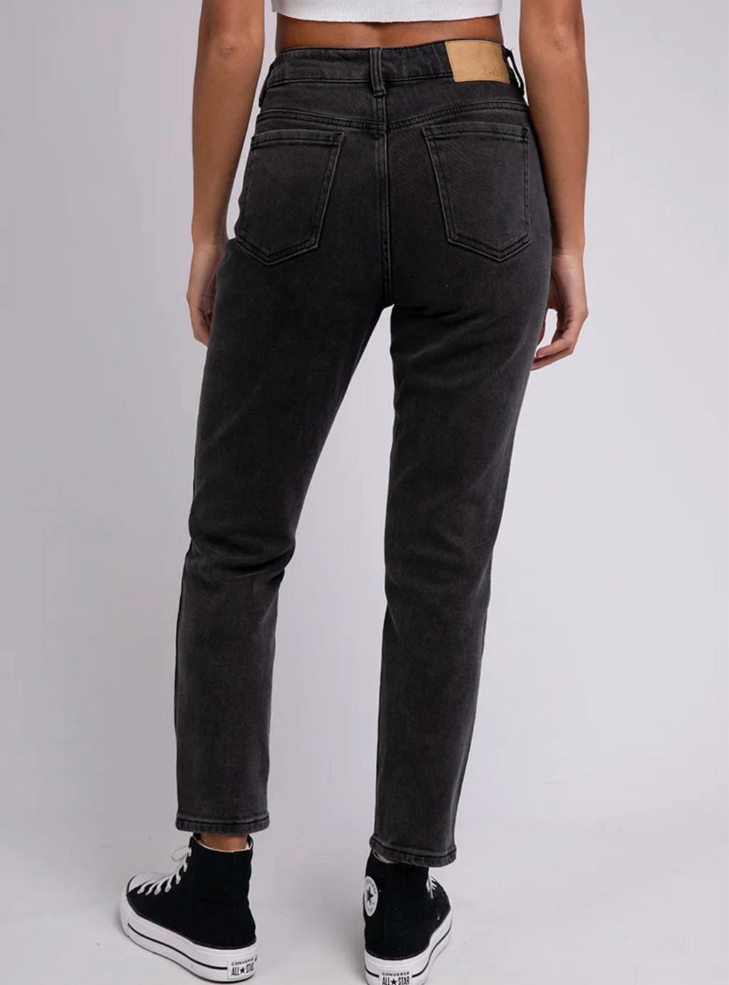 MONICA MOM JEAN - Washed Black