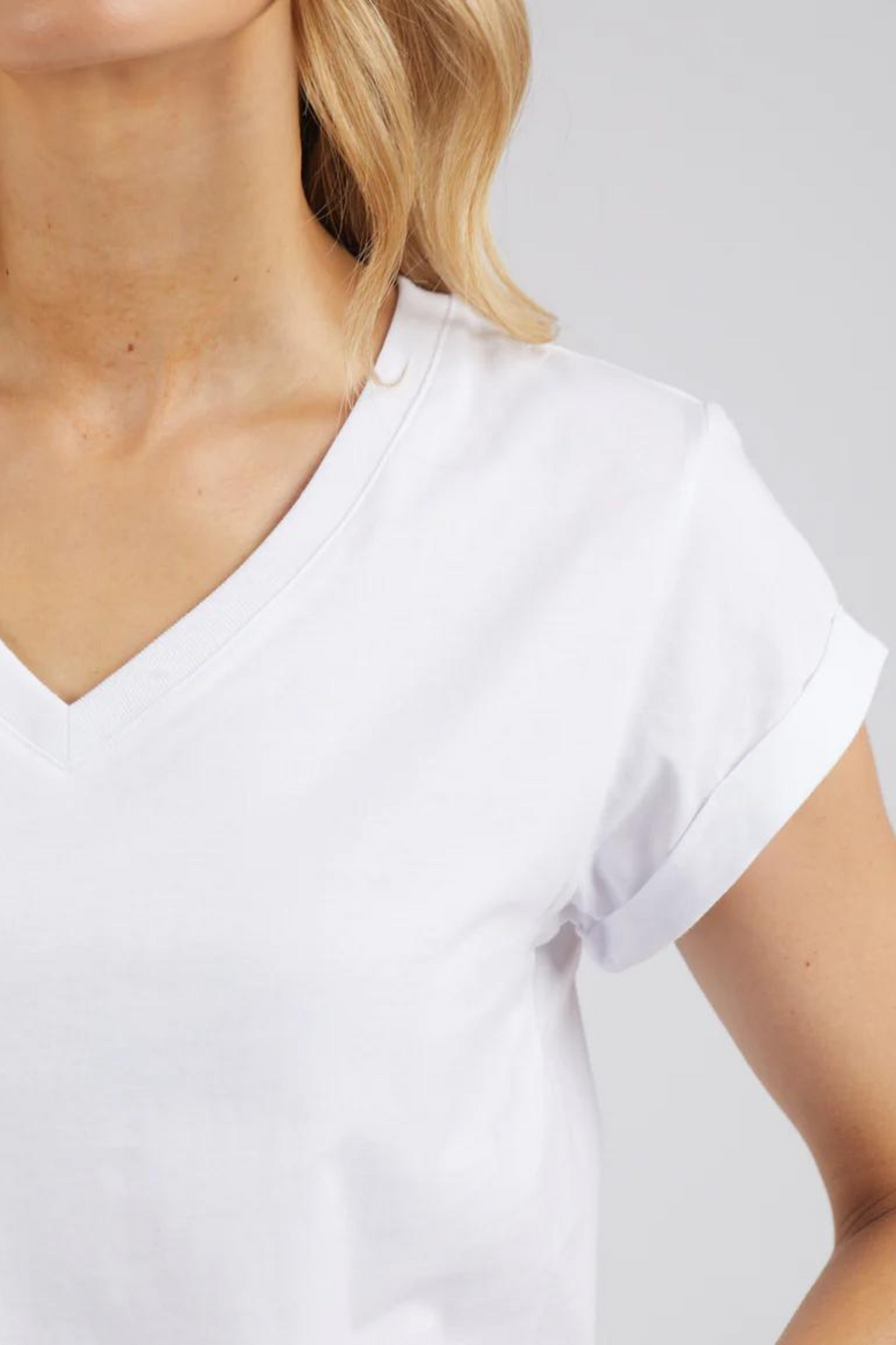 MANLY VEE TEE - White