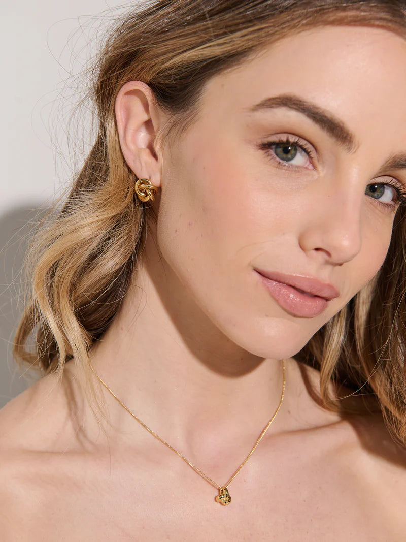 PETIT KNOT NECKLACE  - 18K Gold Plated