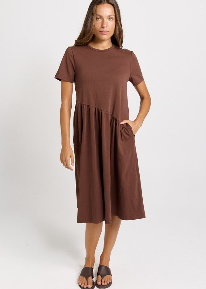 Betty Basics Ava Asymmetrical Dress in Chocolate