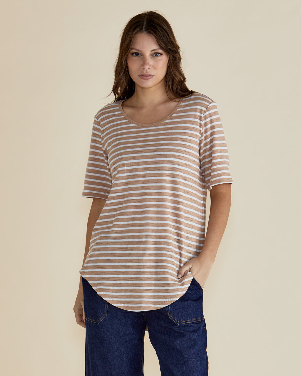 ARIANA TEE - Beige Stripe