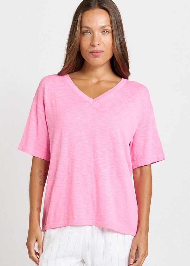 Betty Basics Aries V-Neck Top in Pink