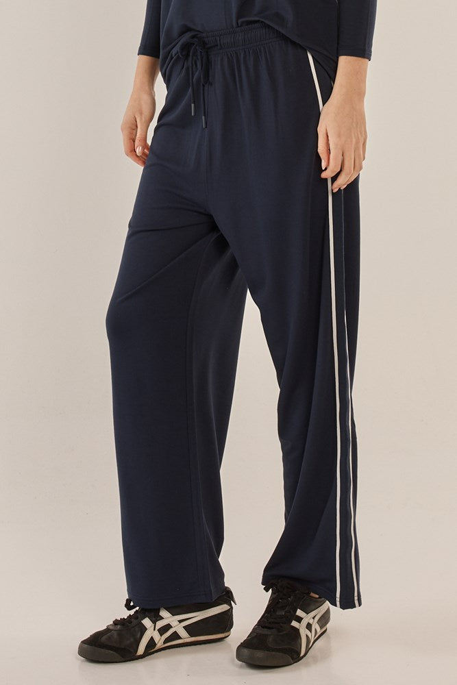 Evelyn Wide Leg Jogger