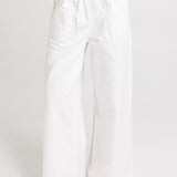 Betty Basics Saffra Relax Leg Jean in White