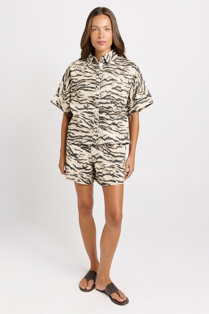 Betty Basics Dawn Denim Shirt in Animal - view 2