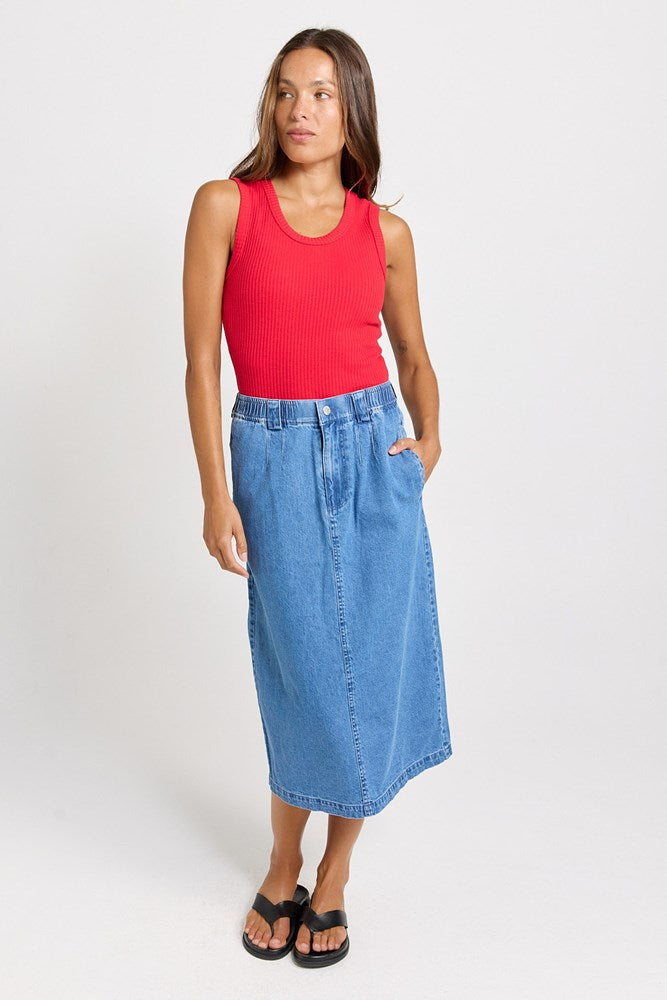 Betty Basics Solange Midi Denim Skirt in Medium Wash - view 2