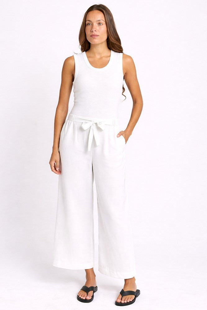 Betty Basics Bella Crop Pants in White - view 2
