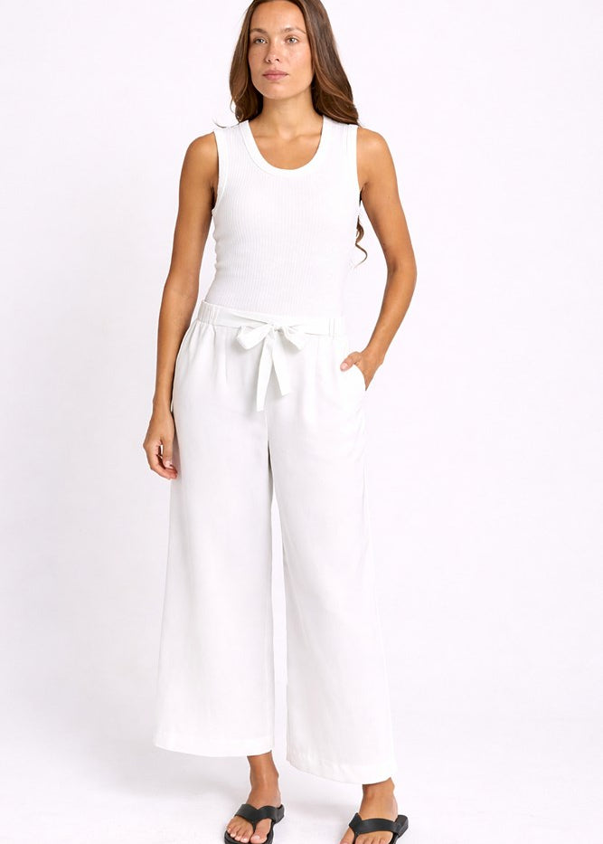 Betty Basics Bella Crop Pants in White - view 2