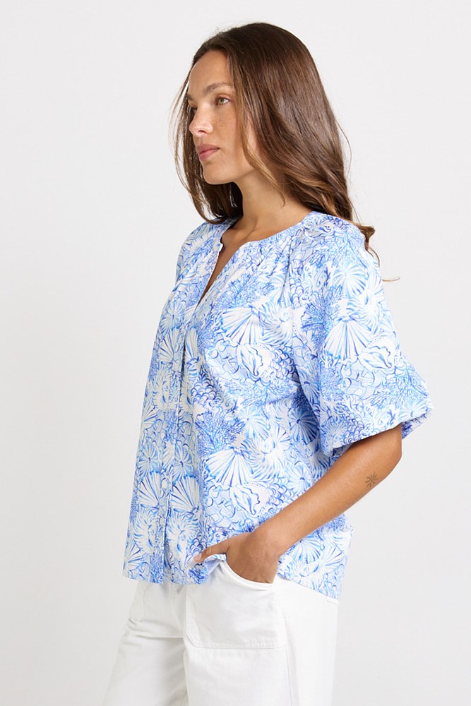 Betty Basics Bronte Blouse in Blue Shell Print - view 3