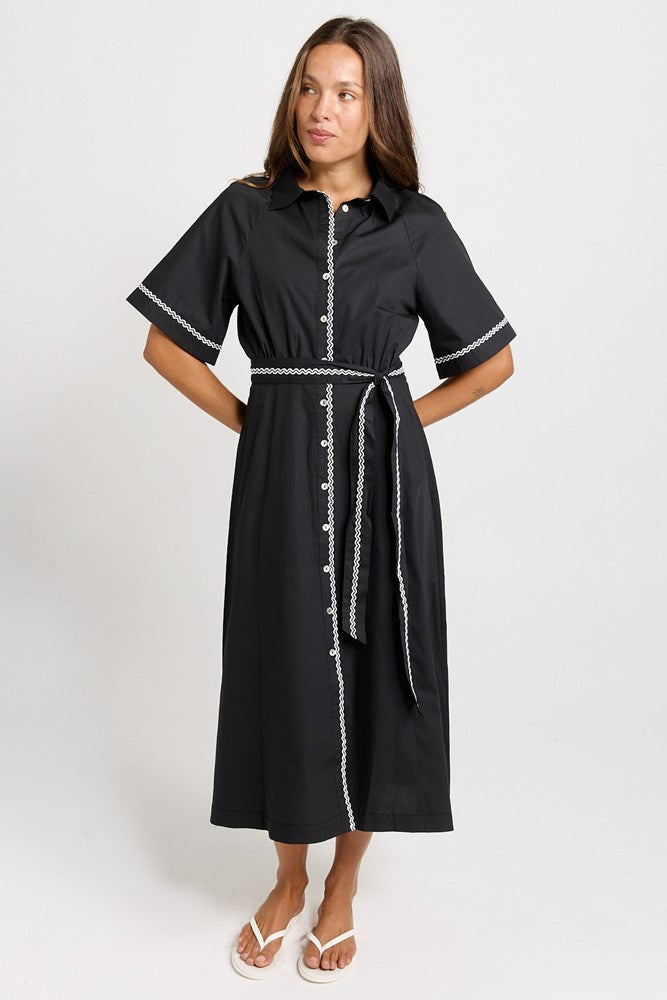 Betty Basics Lucy Shirt Dress in Black