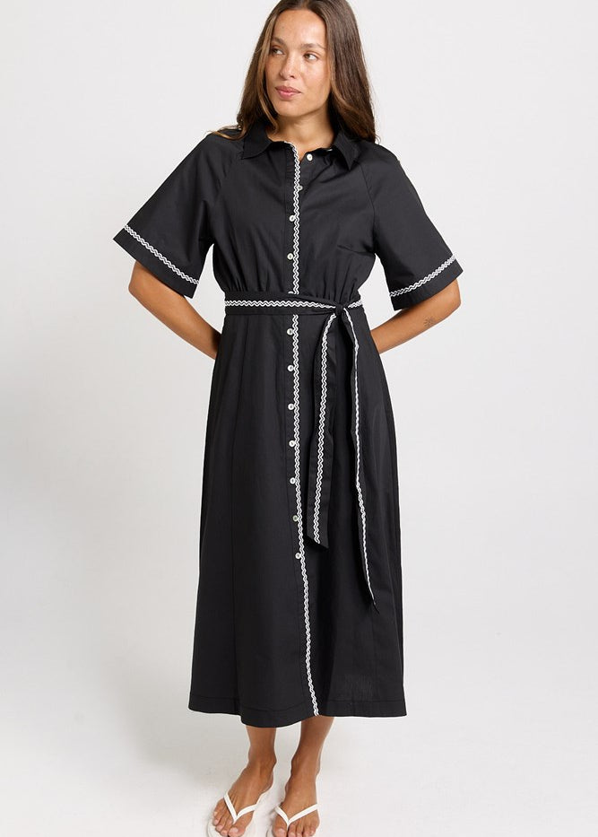 Betty Basics Lucy Shirt Dress in Black
