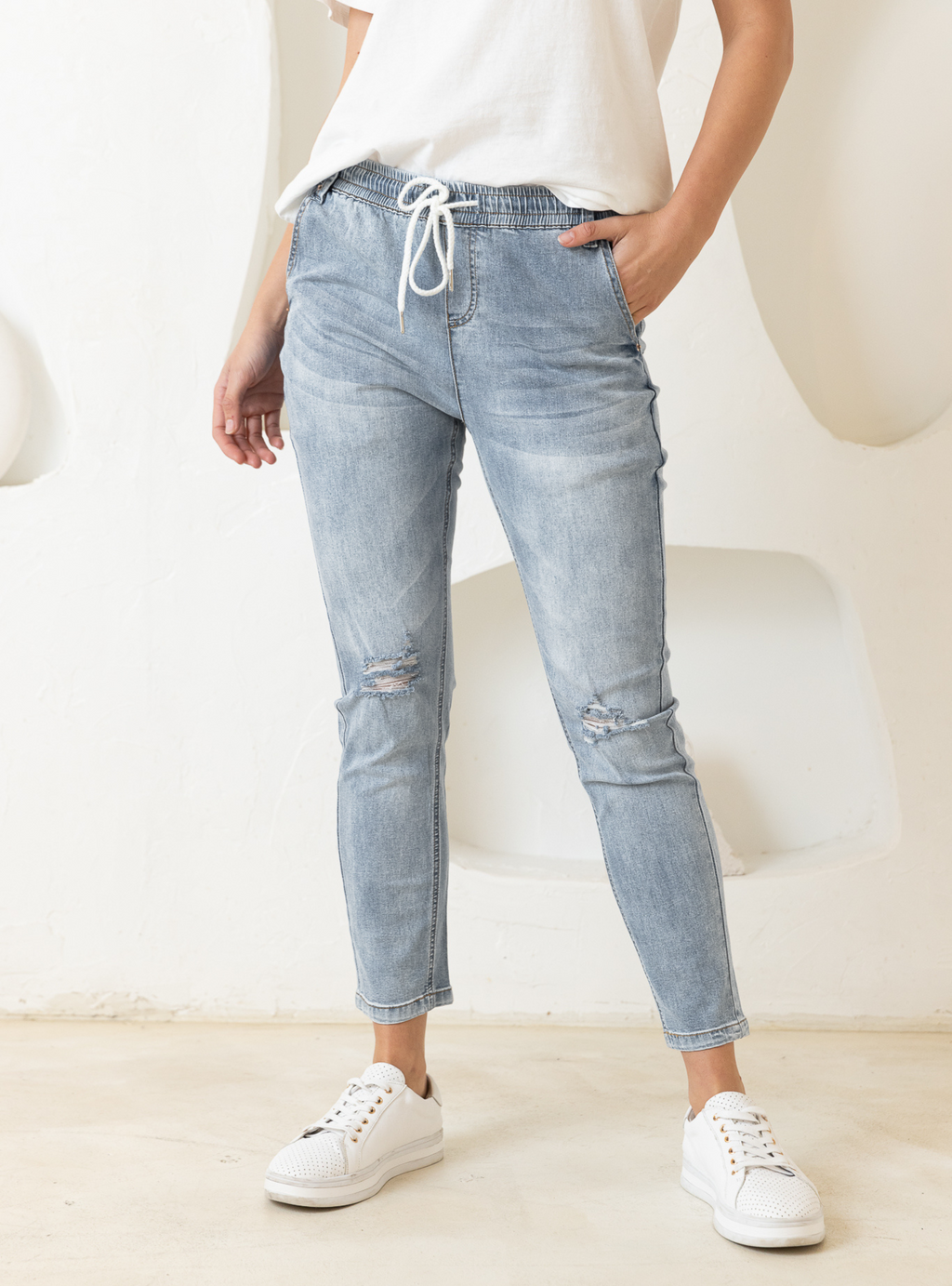 PRE-ORDER: BLAKE DENIM JOGGER - Blue Wash