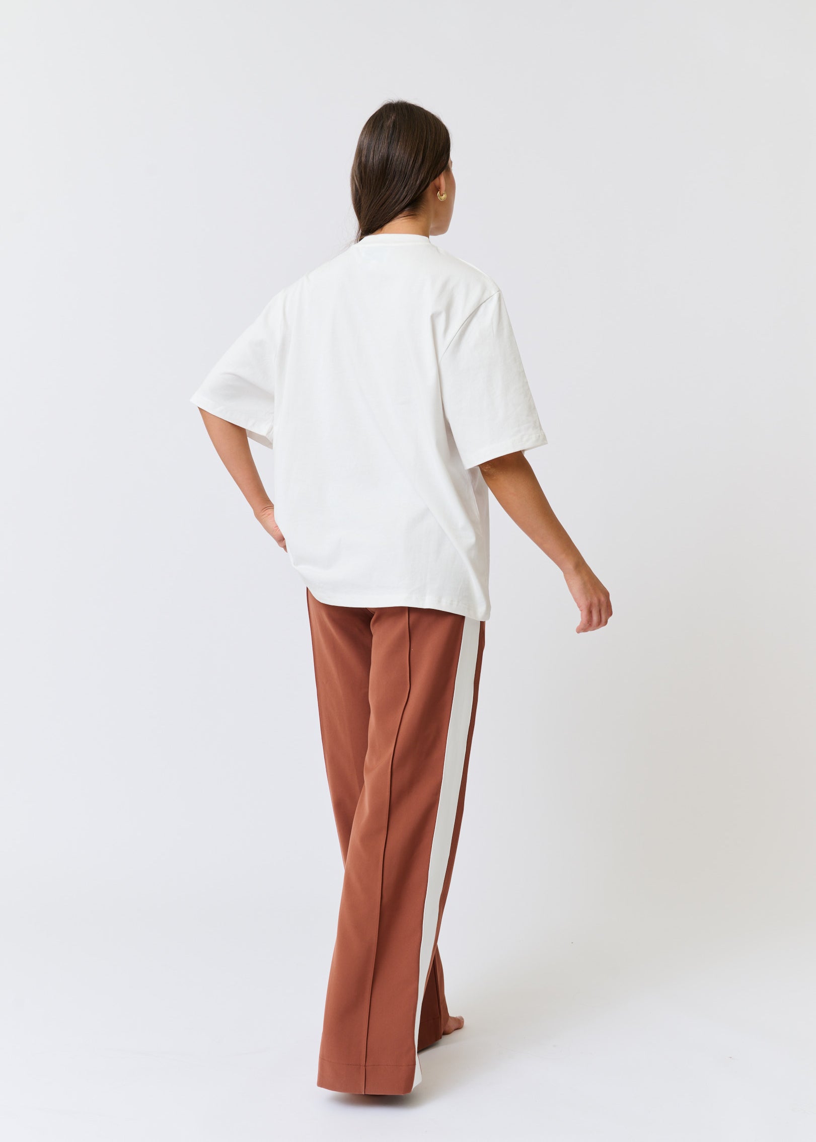 JEANA TEE - Cherry Graphic