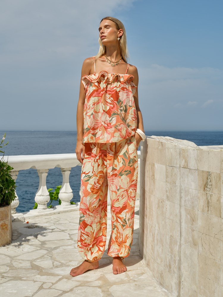 Fate+Becker Mireya Balloon Pant in Petal