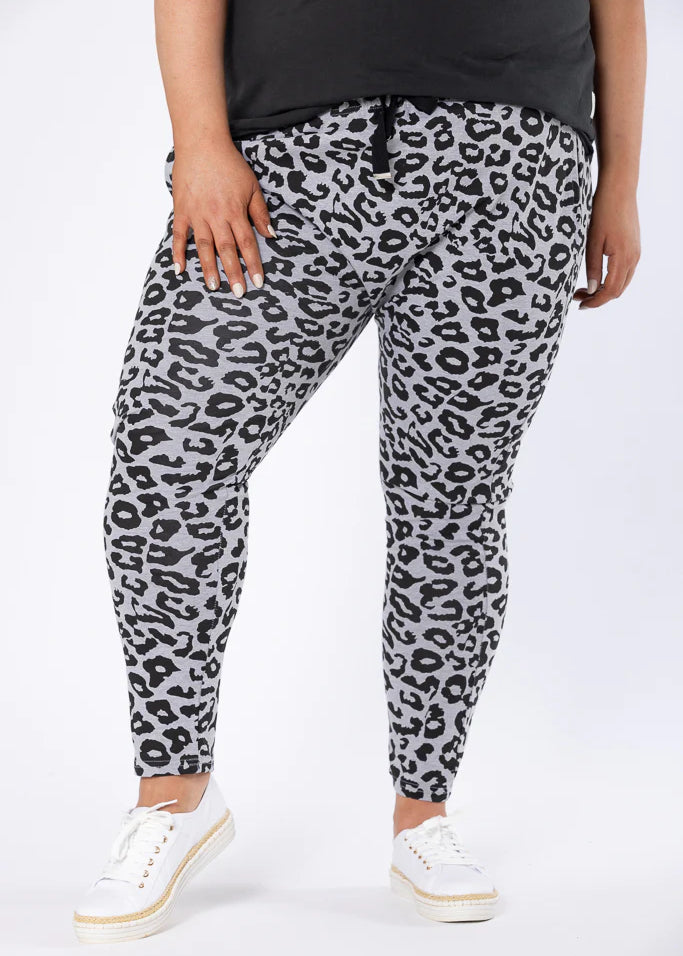ELLA LEOPARD JOGGER - Grey/Black