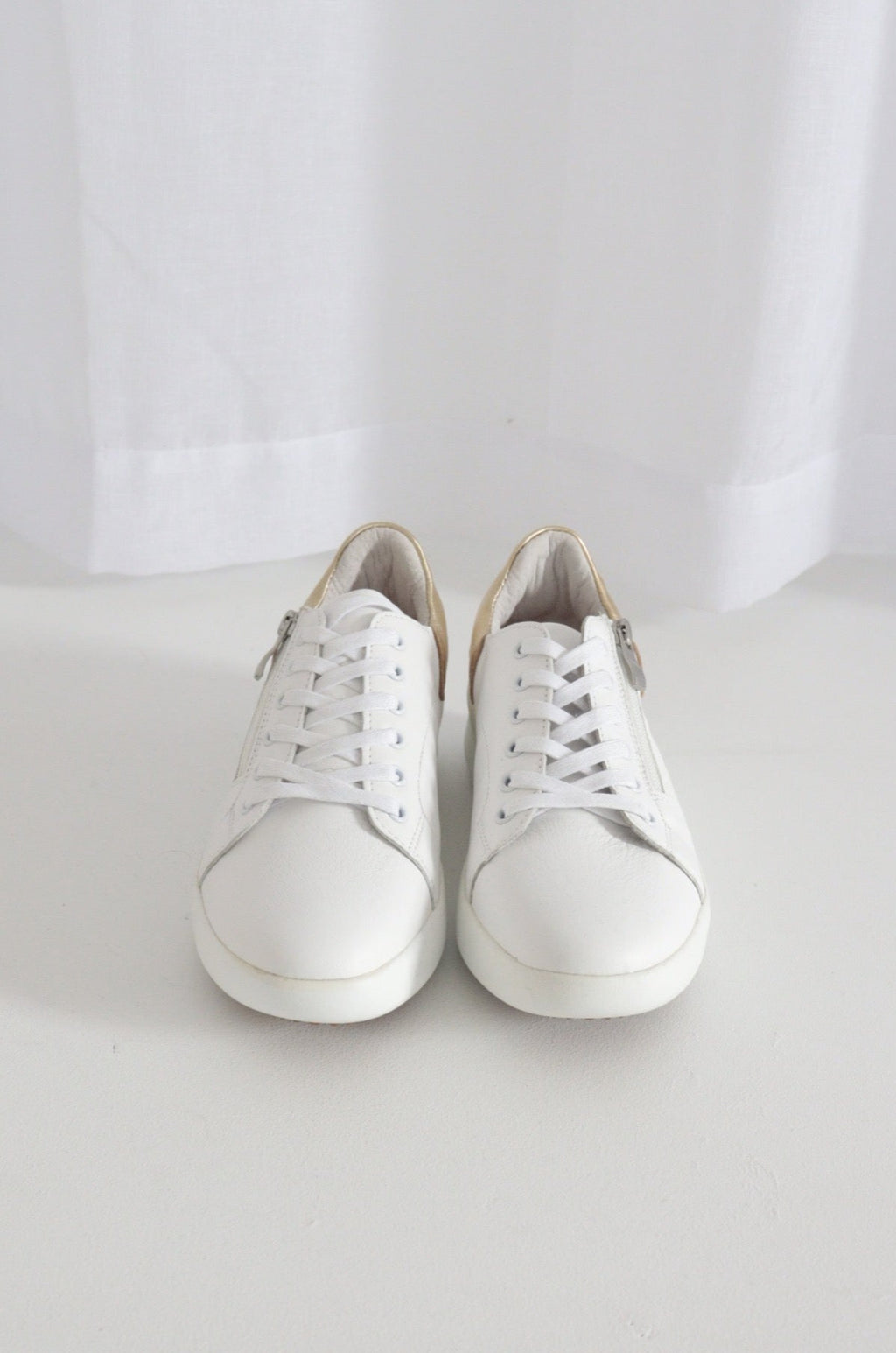 MOPPY SNEAKER - White/Bronze Leather