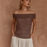 Sass Jordan Off Shoulder Top in Chocolate
