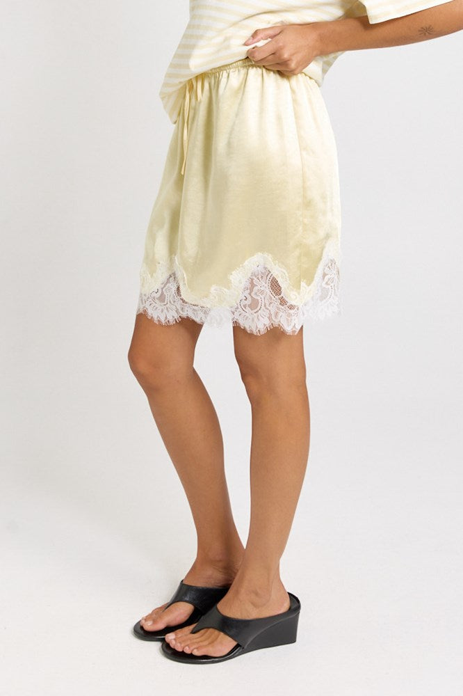 Maddie Lace Hem Mini Skirt - Lemon