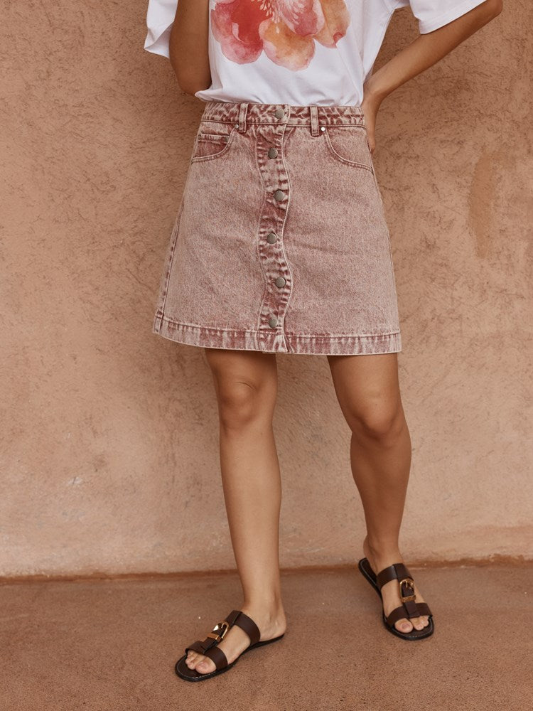 Sass Tipo Wave Denim Skirt in Rusty Red