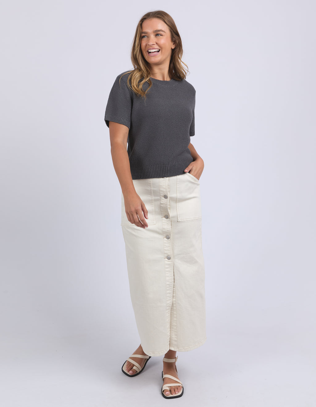 BLAIR SHORT SLEEVE KNIT - Charcoal