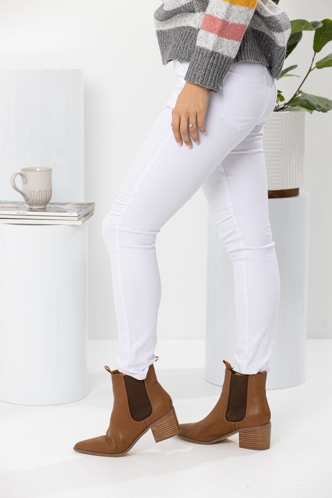 AMBER TIE FRONT JOGGER JEAN - White