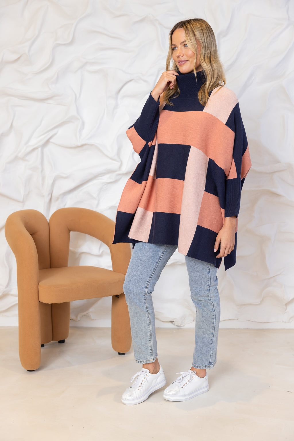 AMBER KNIT PULLOVER - Navy/Peach
