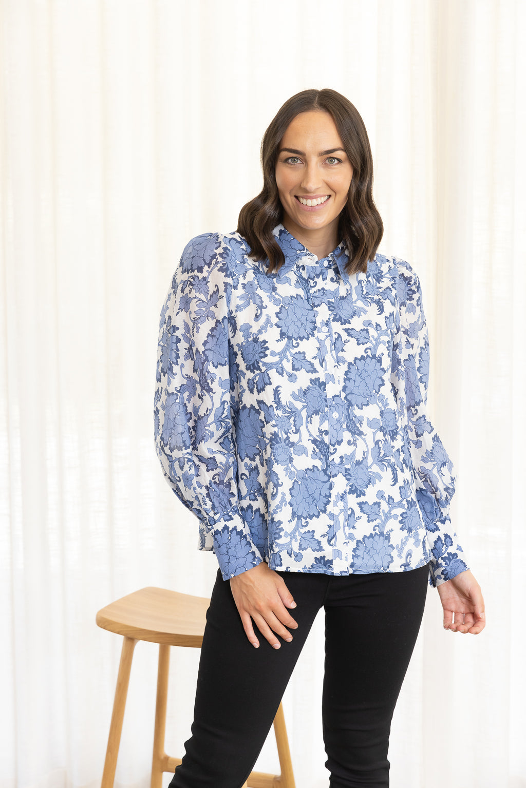 SARAH SHIRT - Blue Floral – Frankie & Co Clothing