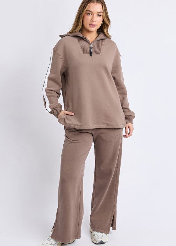 Knit Collar Crew