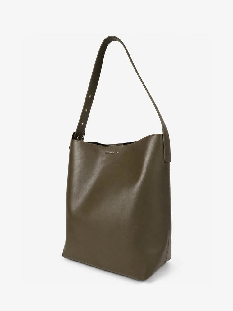 Gwen Bucket Bag