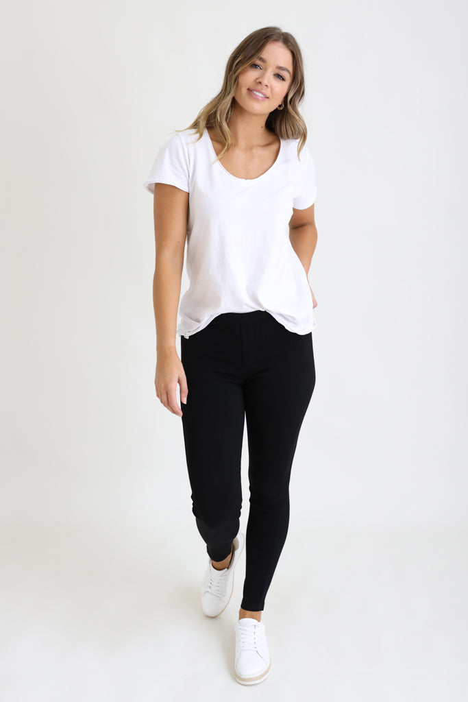 CONNIE PULL ON PANTS - Black