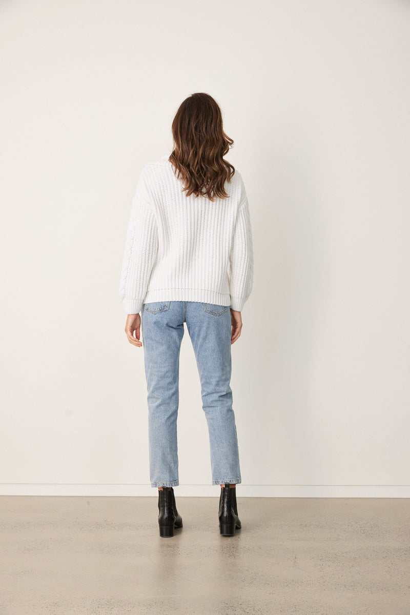 HENLEY CABLE KNIT- White