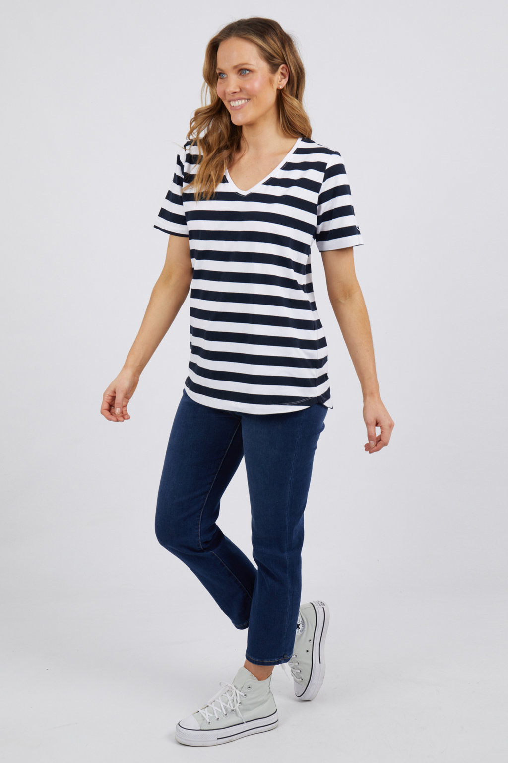 FORTUNE STRIPE VEE TEE - Navy and White Stripe