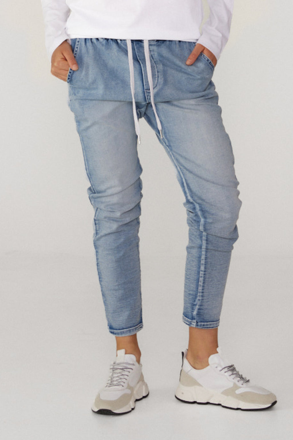 WREN DENIM JOGGER Denim – Frankie Co Clothing - Main Image