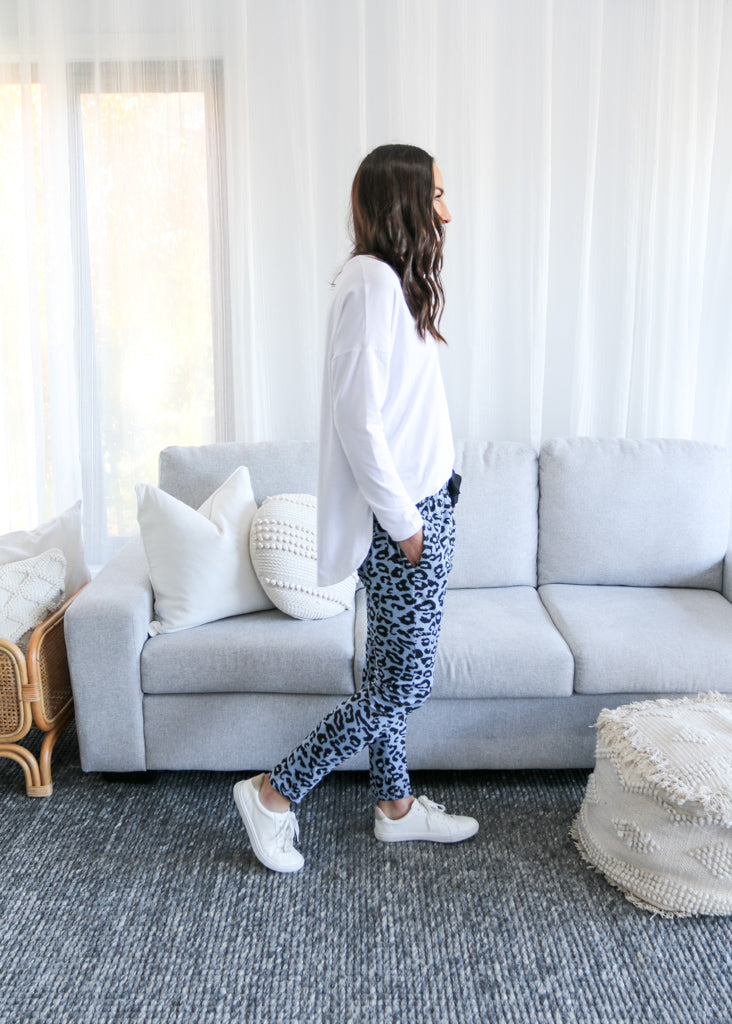 ELLA LEOPARD JOGGER - Ash Blue