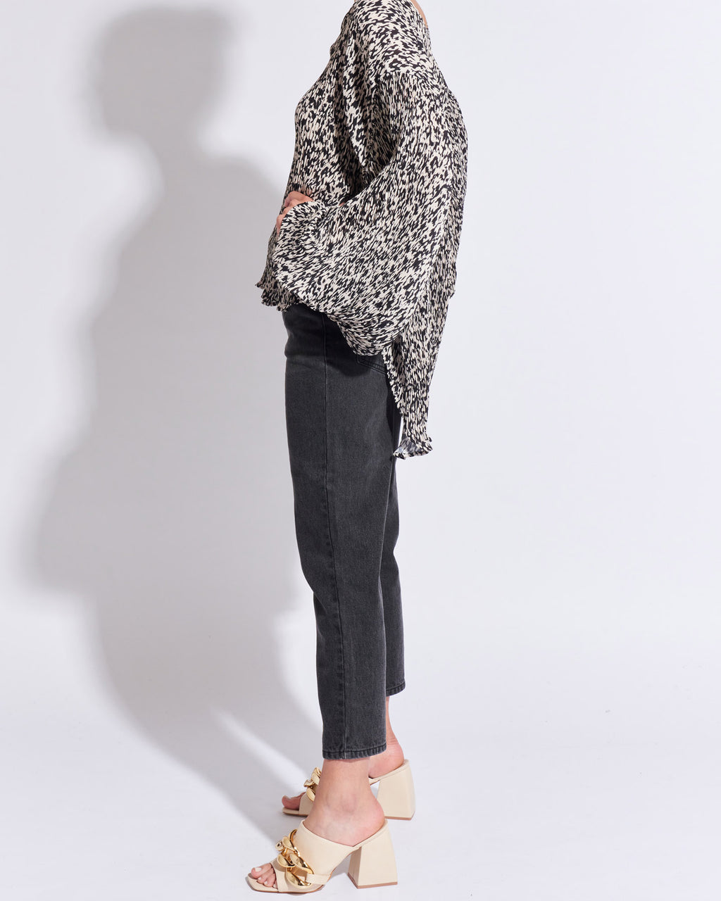 SOMEWHERE JEAN- Washed Black